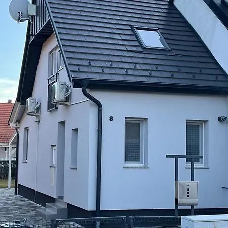 Apartment Komoheni 2 *