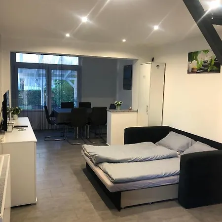 Apartment Komoheni 2 *