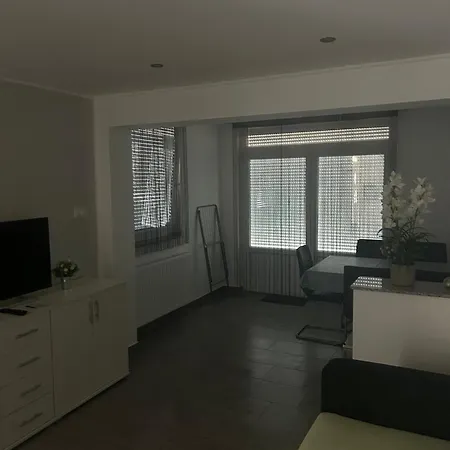 Komoheni 2 Apartment