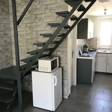 Komoheni 2 Apartment