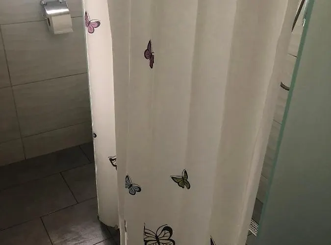 Heni * Bük